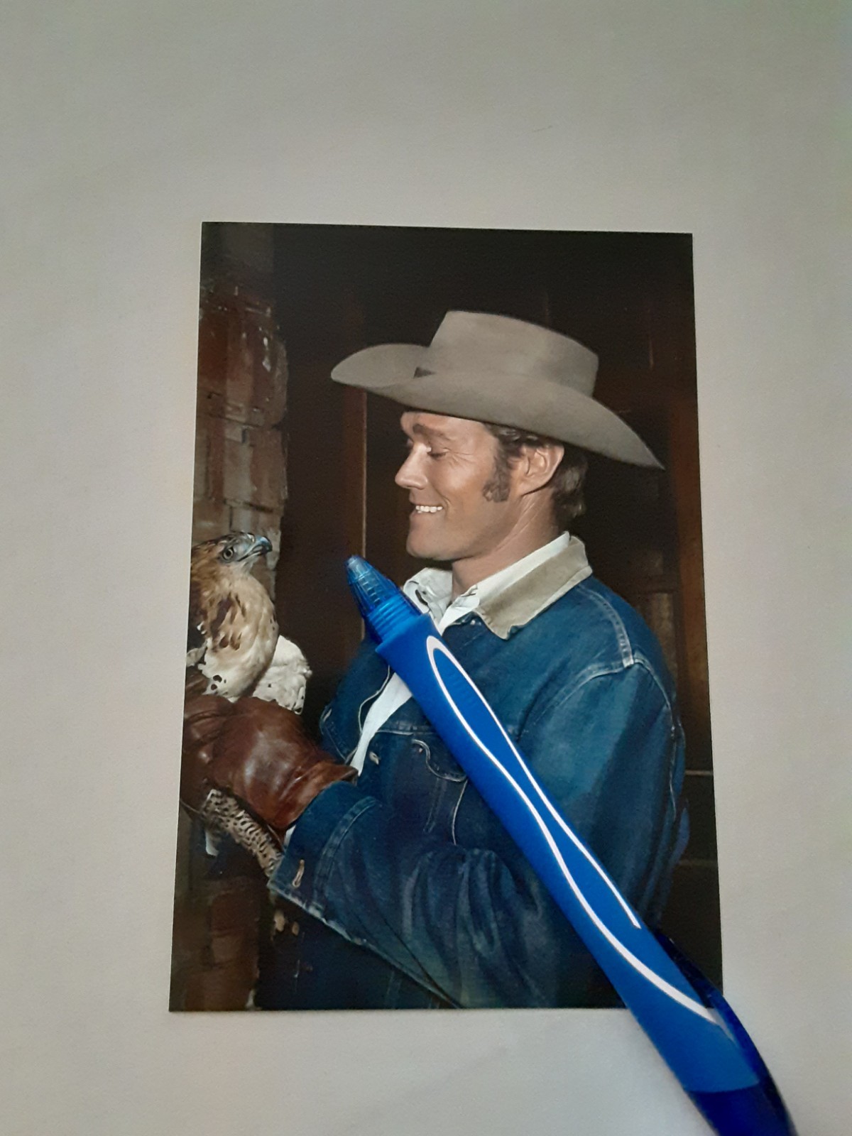 CHUCK CONNORS AS LUCAS McCAIN IN THE RIFLEMAN TV SHOW, GLOSSY COLOR 4X6 PHOTO