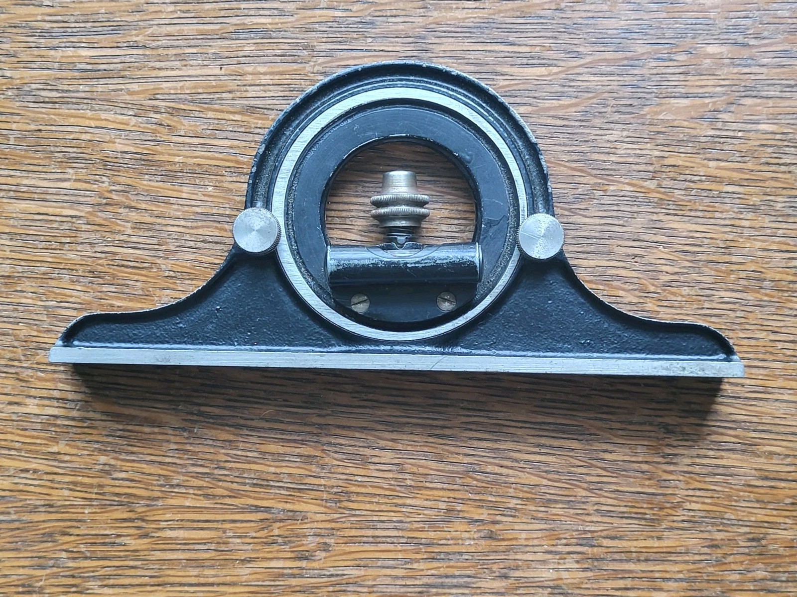 Starrett Combination Square w/No. 490 Protractor, No.4R 12″ Rule & Center Head