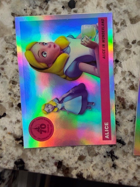 2025 TOPPS DISNEYLAND 70th 1955 ICONS ALICE IN WONDERLAND ALICE #T55-25