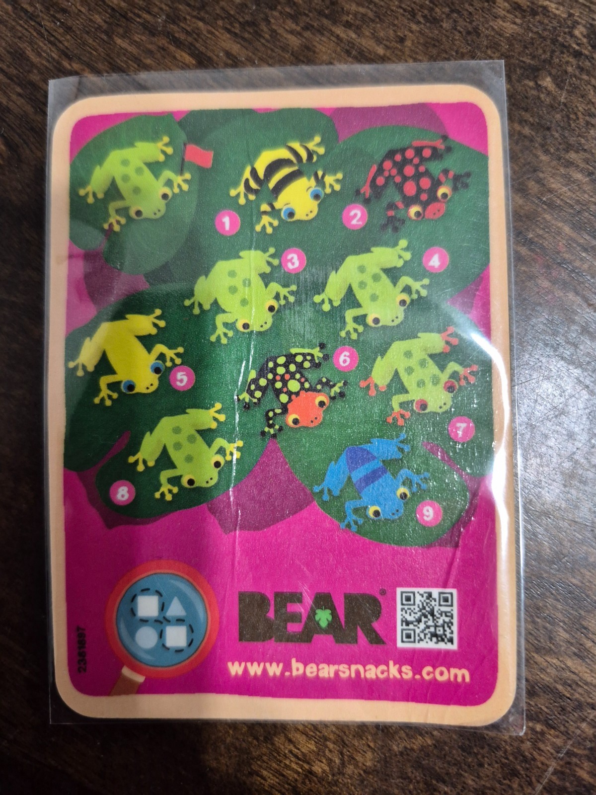 2025 Bear Fruit Rolls Tree Frog Trading Card