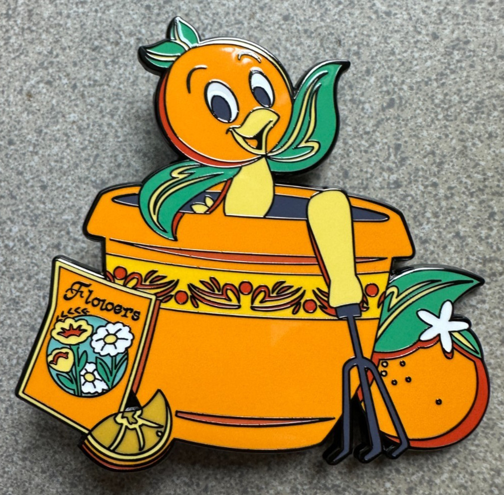 PIN ORANGE BIRD SITTING IN POT FLOWERS 3″ JUMBO FANTASY NEW