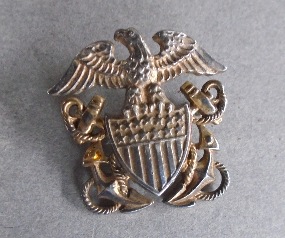 Navy Officer garrison cap insignia, Amico sterling+1/20KG, possibly repaired