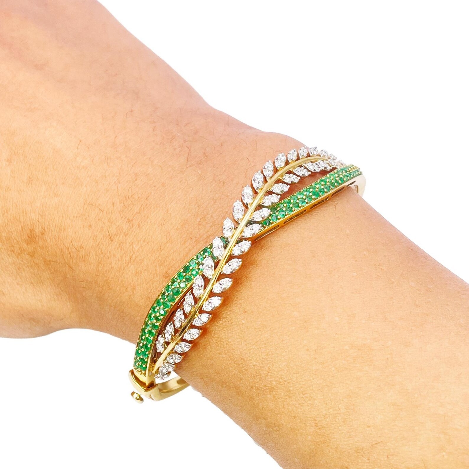 18K Yellow Gold Over Diamond & Emerald Leaf Bangle Bracelet Closure Hinge & Lock