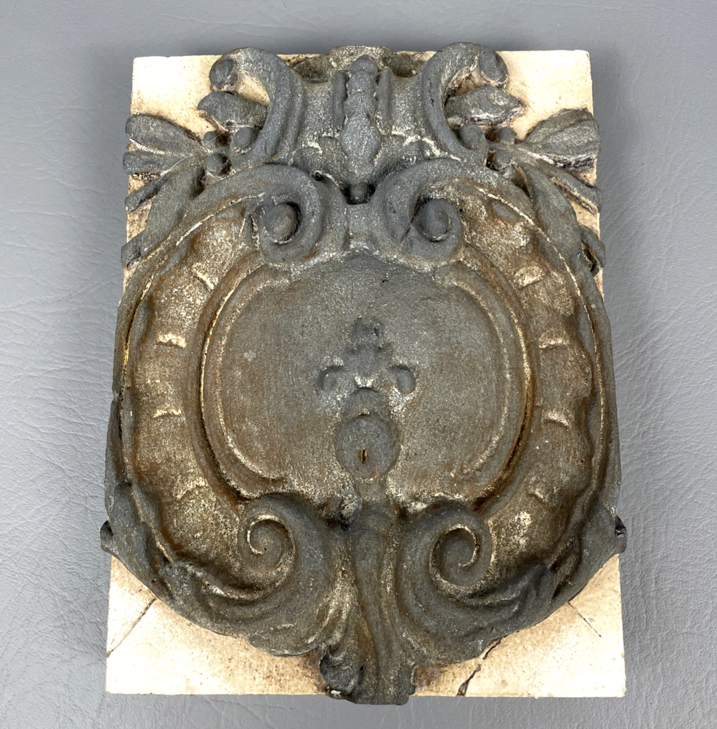 Sid Dickens Memory Block Cast Iron Crest T37 Ornate Architectural Plaque