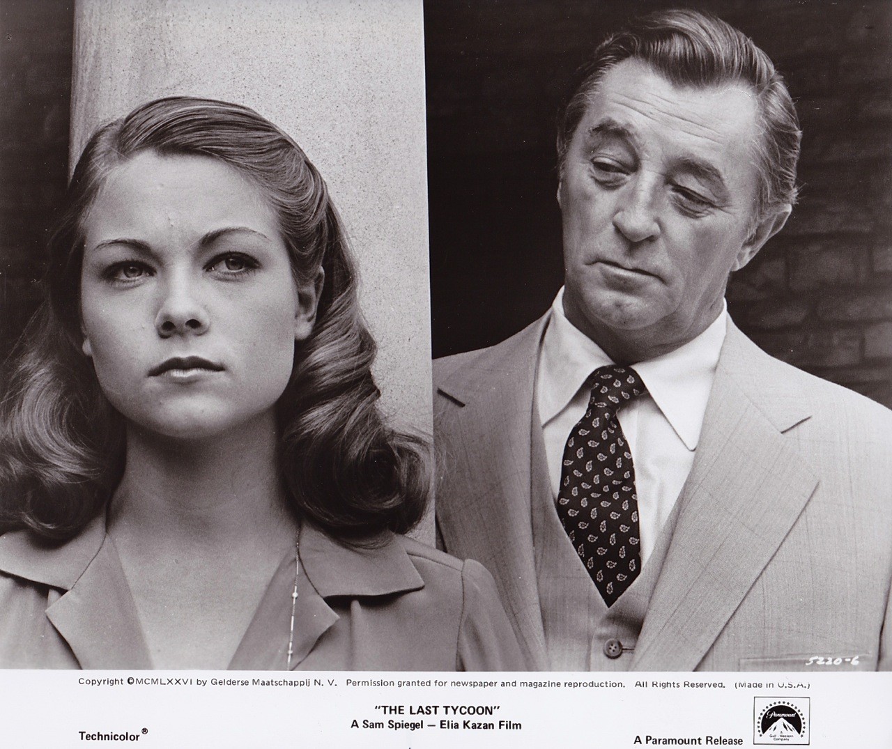Vintage Press Photograh – “THE LAST TYCOON” – ROBERT MITCHUM & INGRID BOULTING