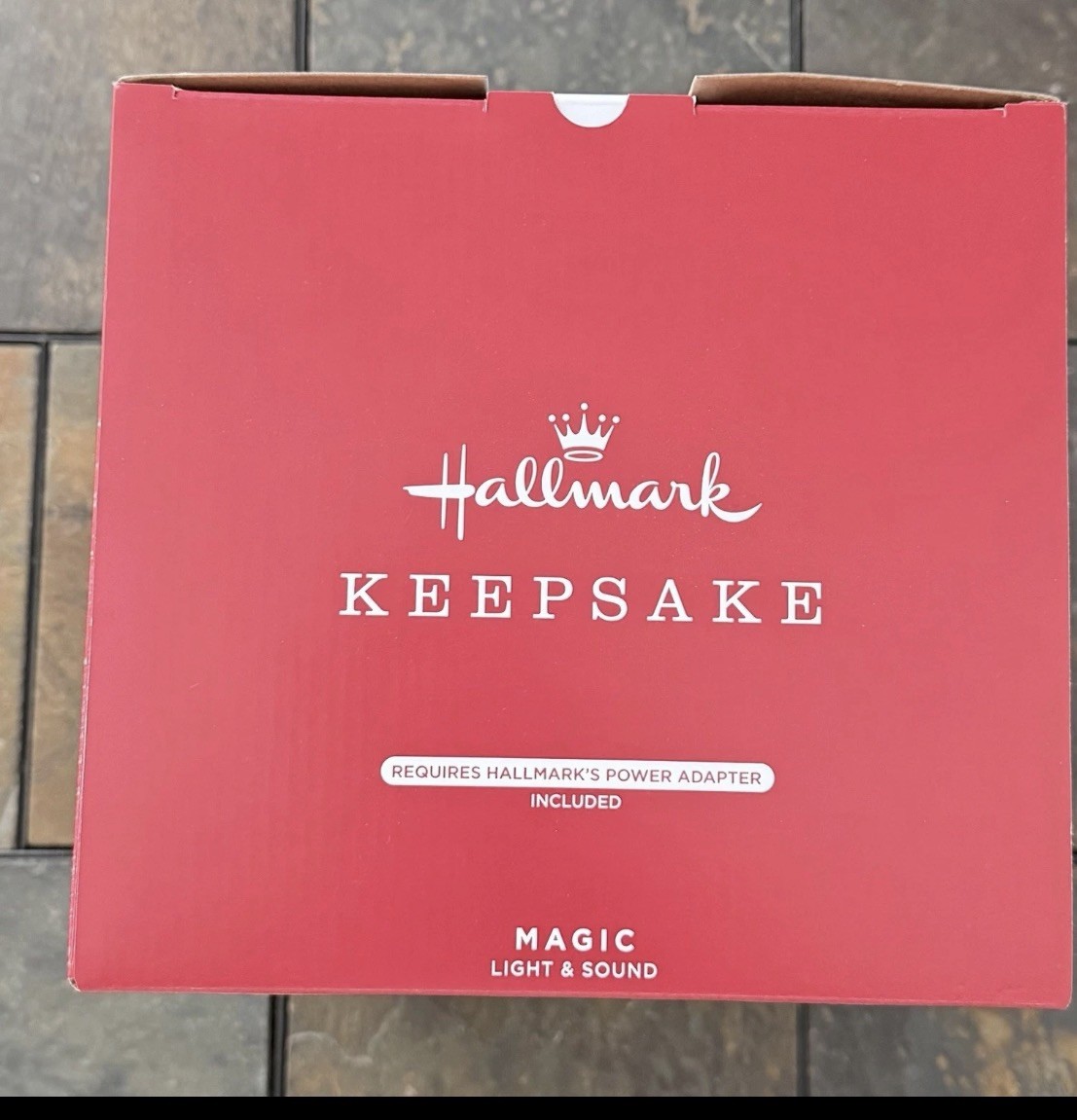 Hallmark Keepsake – Cinderella Castle Tree Topper – 2026 **NEW / FREE SHIPPING**