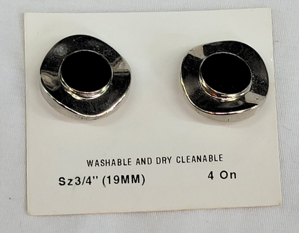 VINTAGE ~ Square Silver-Tone w/Blk Accent Button ~ Metal ~ 2Ea. ~ 19mm/3/4″