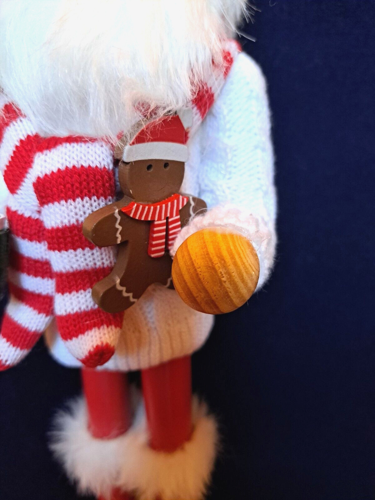 SANTA NUTCRACKER WOOD CHRISTMAS DECOR CLASSIC HAND PAINTED 14″ HIGH