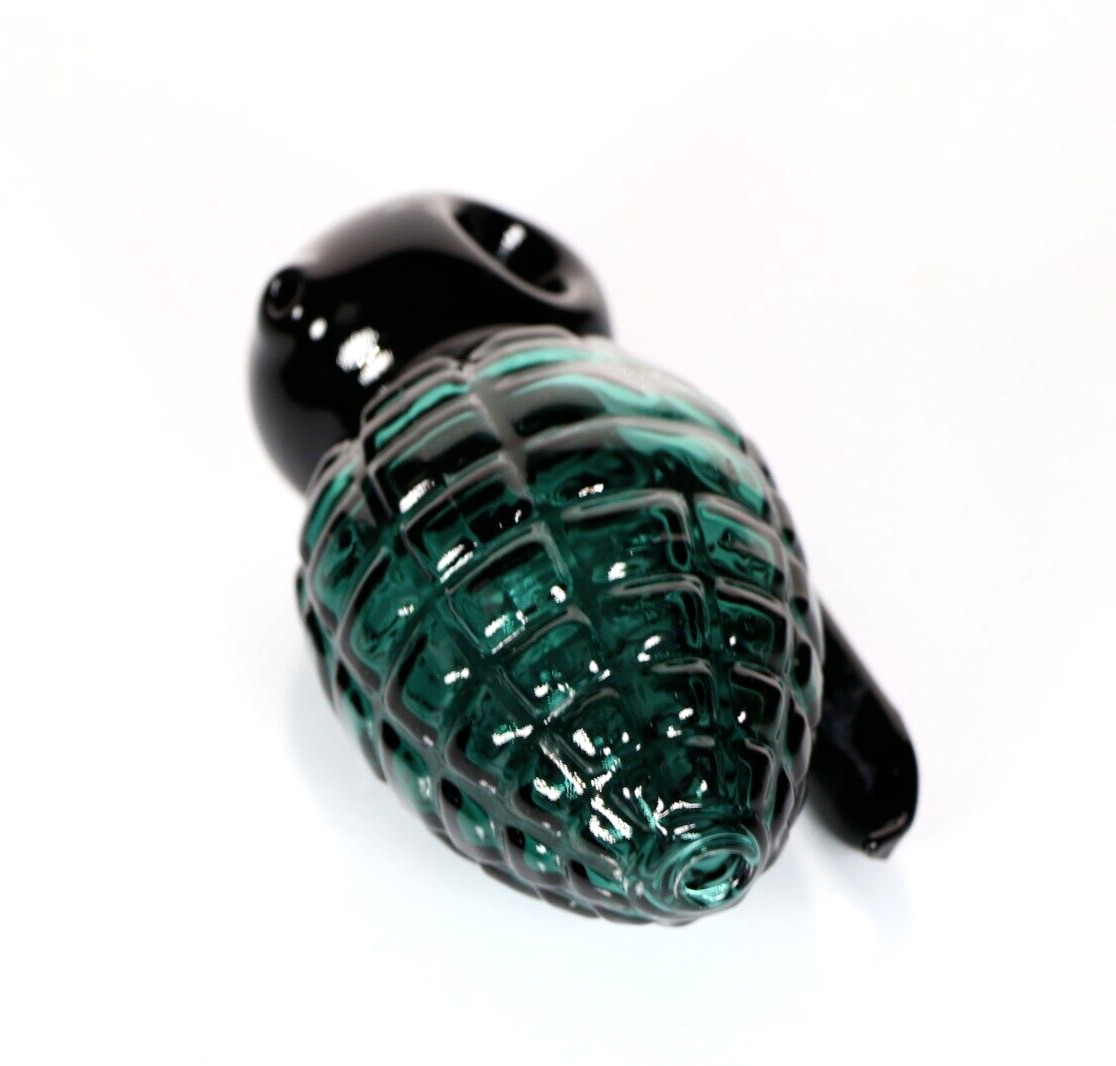 4.5 Inch Glass Grenade Shape Hand Pipe Dry Pipe Novelty Glass Army Green Black