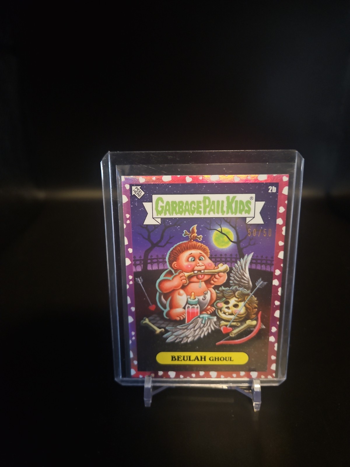 2026 Topps Garbage Pail Kids Valentine Day Series. Beulah Ghoul 50/50 (Bookend)