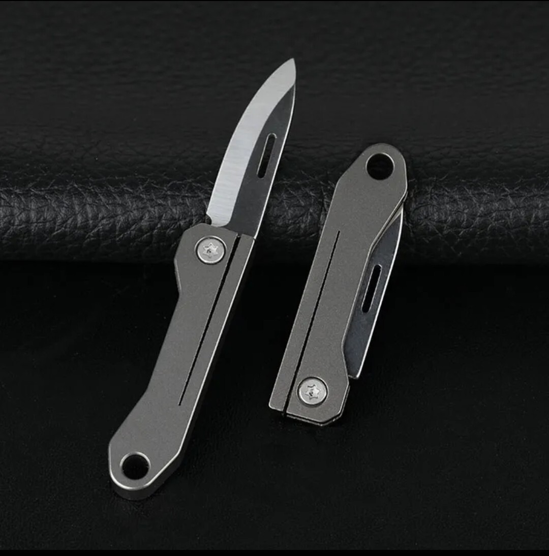Titanium Alloy Mini Folding Knife EDC Foldable Key Chain Foldable Knife Tool
