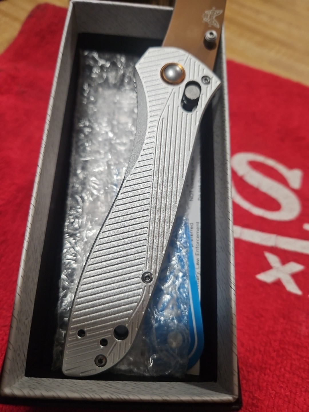 EDC AXIS KNIFE * 710 SILVER SEVEN TEN* READ DESCRIPTION