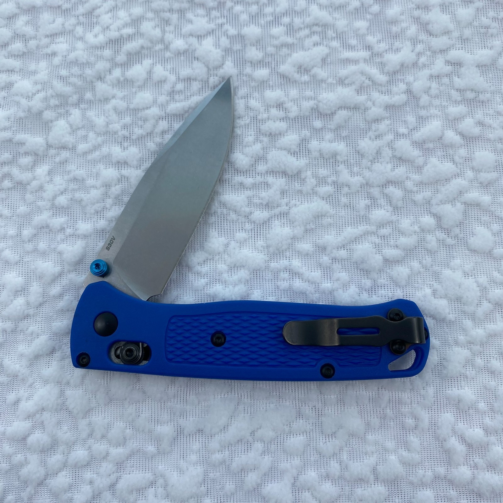 Benchmade 535 Bugout Folding Knife Custom Crater Blue Grivory Handle S30V Blade
