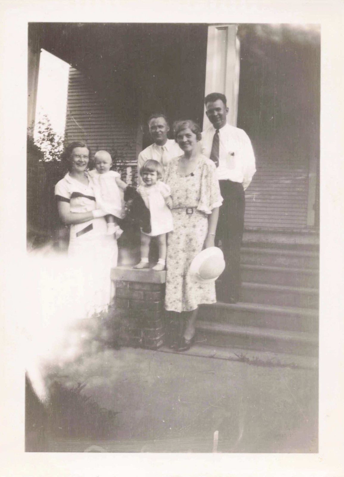 VTG Photo Family Love Affection Front Steps Women Men Children Formal Fashion