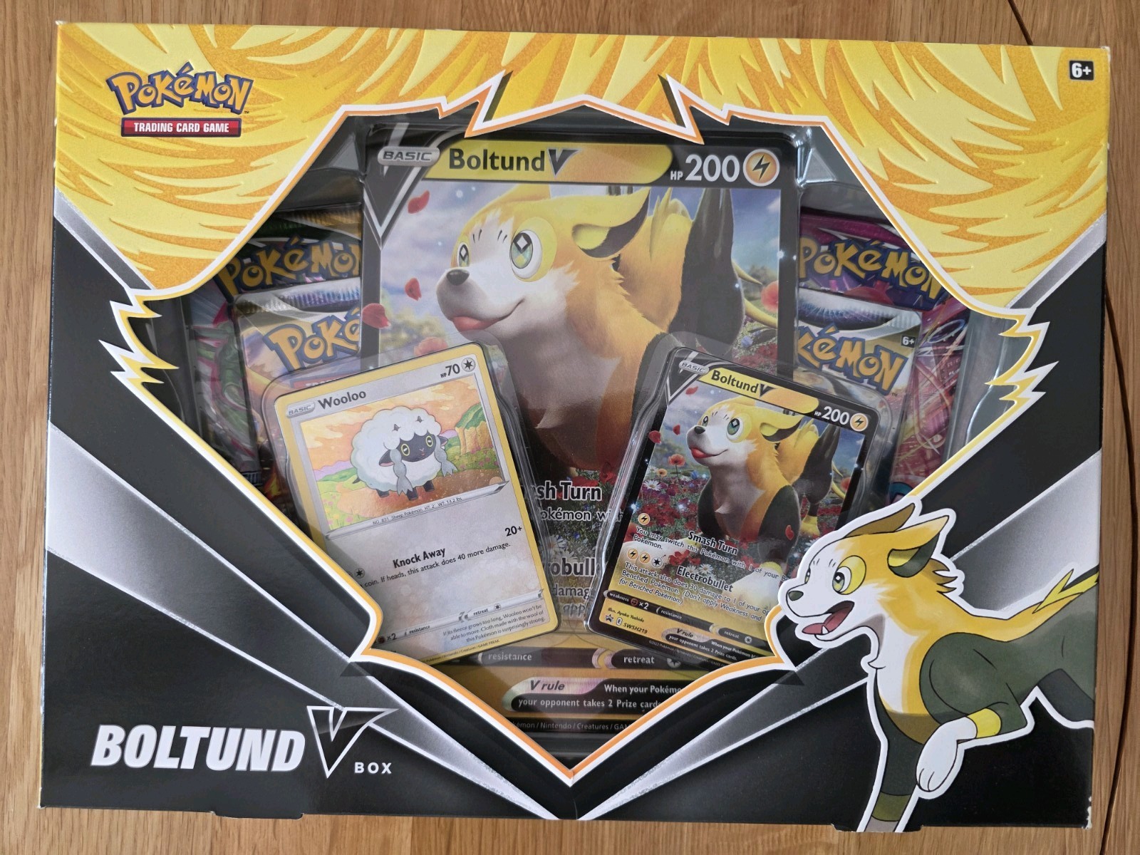 Pokemon Boltund V Collection Box Evolving Skies Brilliant Stars Fusion Strike