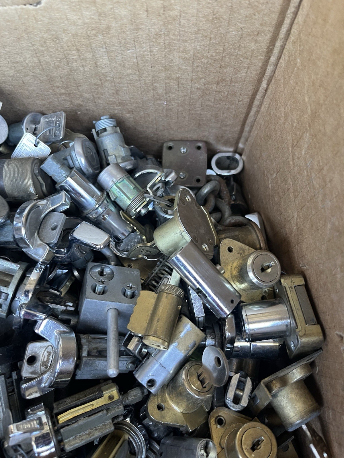 Bulk Lot 20 Random Lock Cylinders – Lock Sport , Auto, Residential, Cabinet