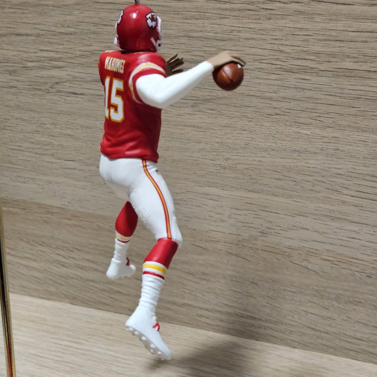 2020 HALLMARK Keepsake Ornament “Patrick Mahomes II” Kansas City Chiefs QXR9294