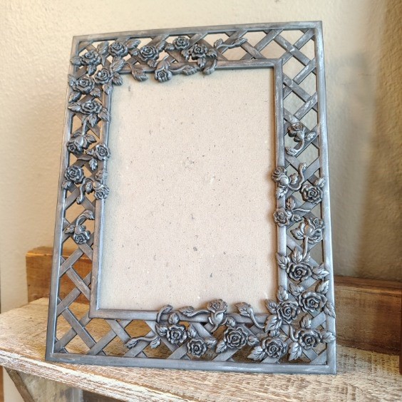 Vtg Roses & Lattice Pewter Frame Fit 5×7 Made In Taiwan Silver Dark Floral Goth