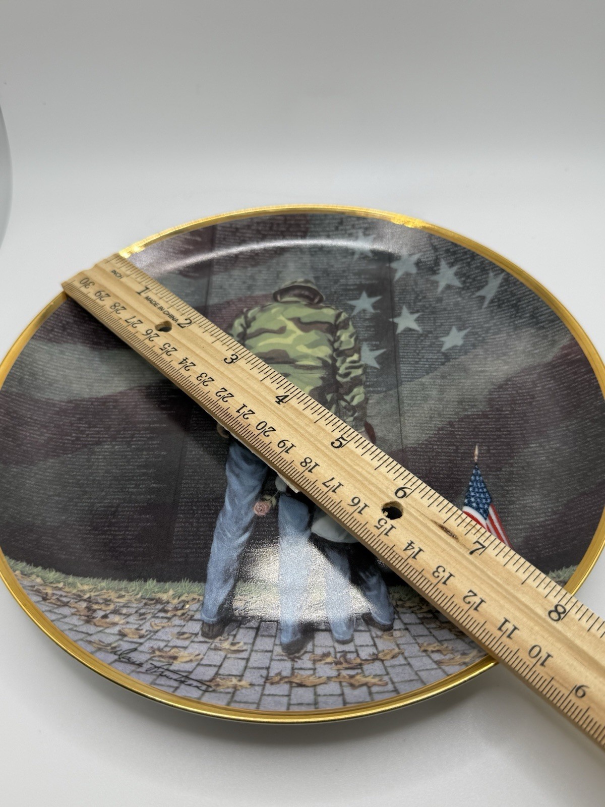 “Sharing The Memory” Franklin Mint Friends of Vietnam Veterans Memorial Plate