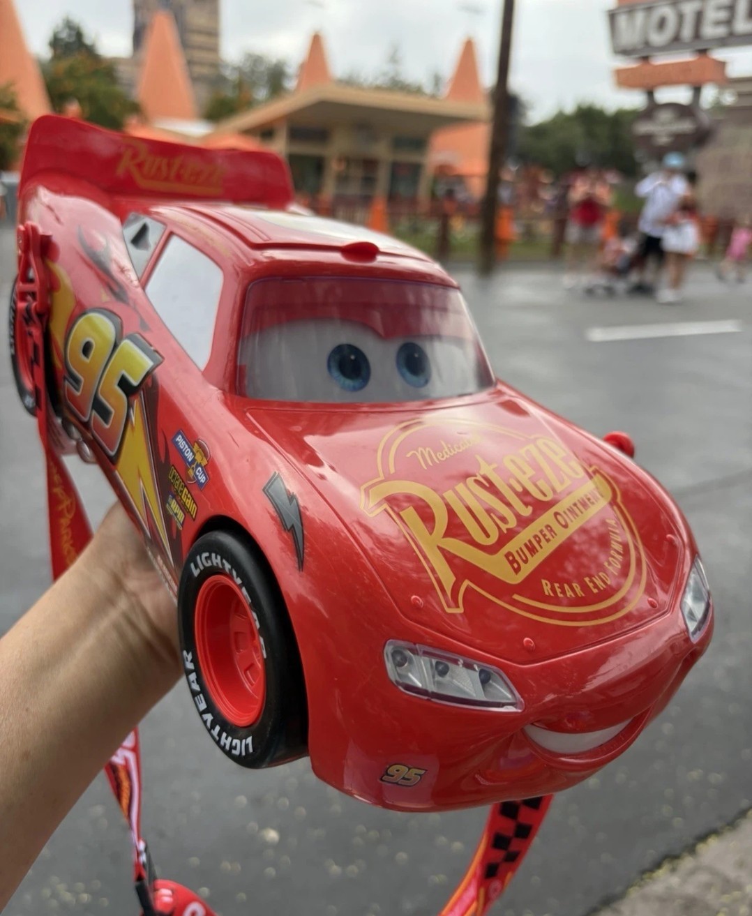 NEW⭐Disney Parks 2026 Cars 20th Lightning McQueen Light Up Popcorn Bucket