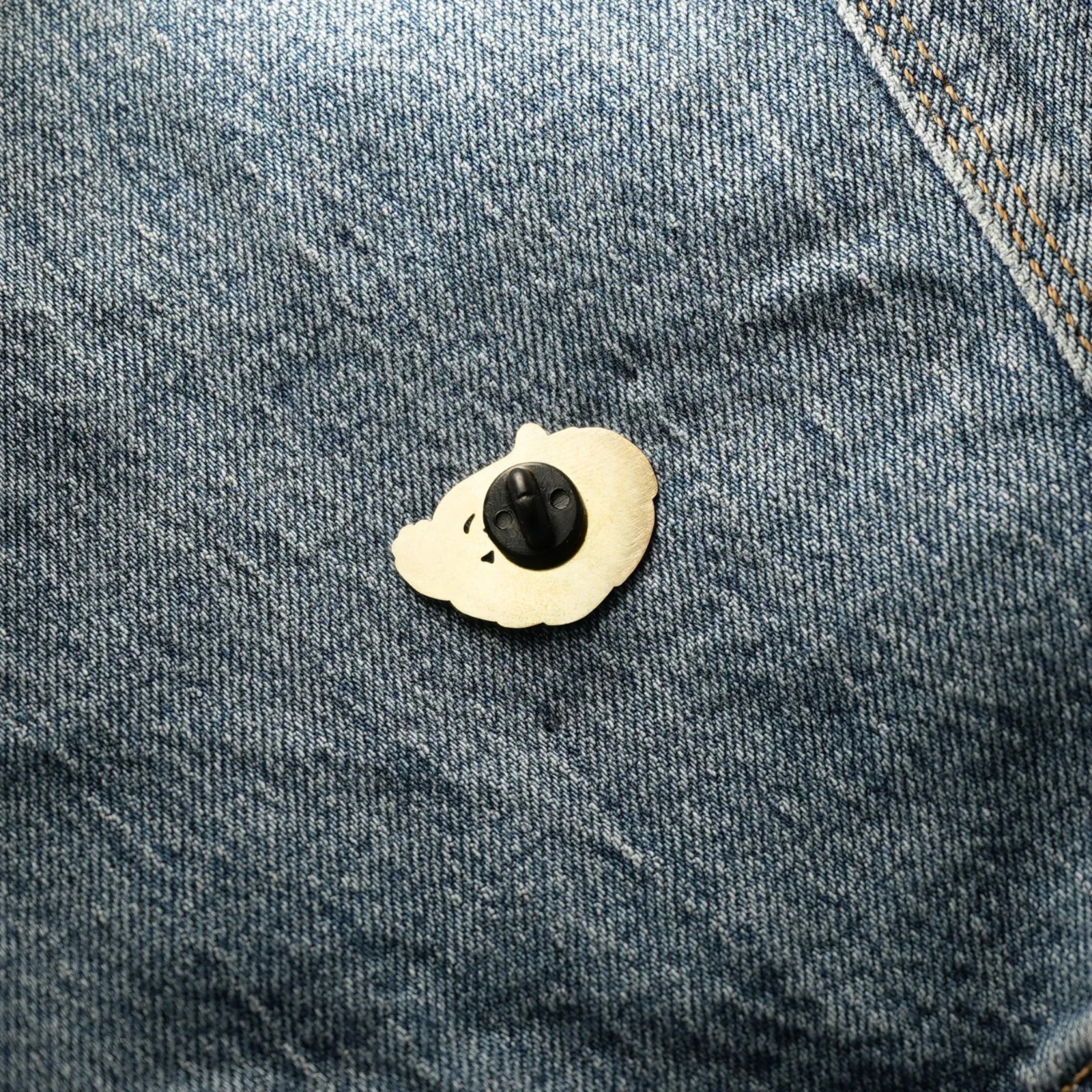 Ukraine – Бердянськ. Original Pins and Badges