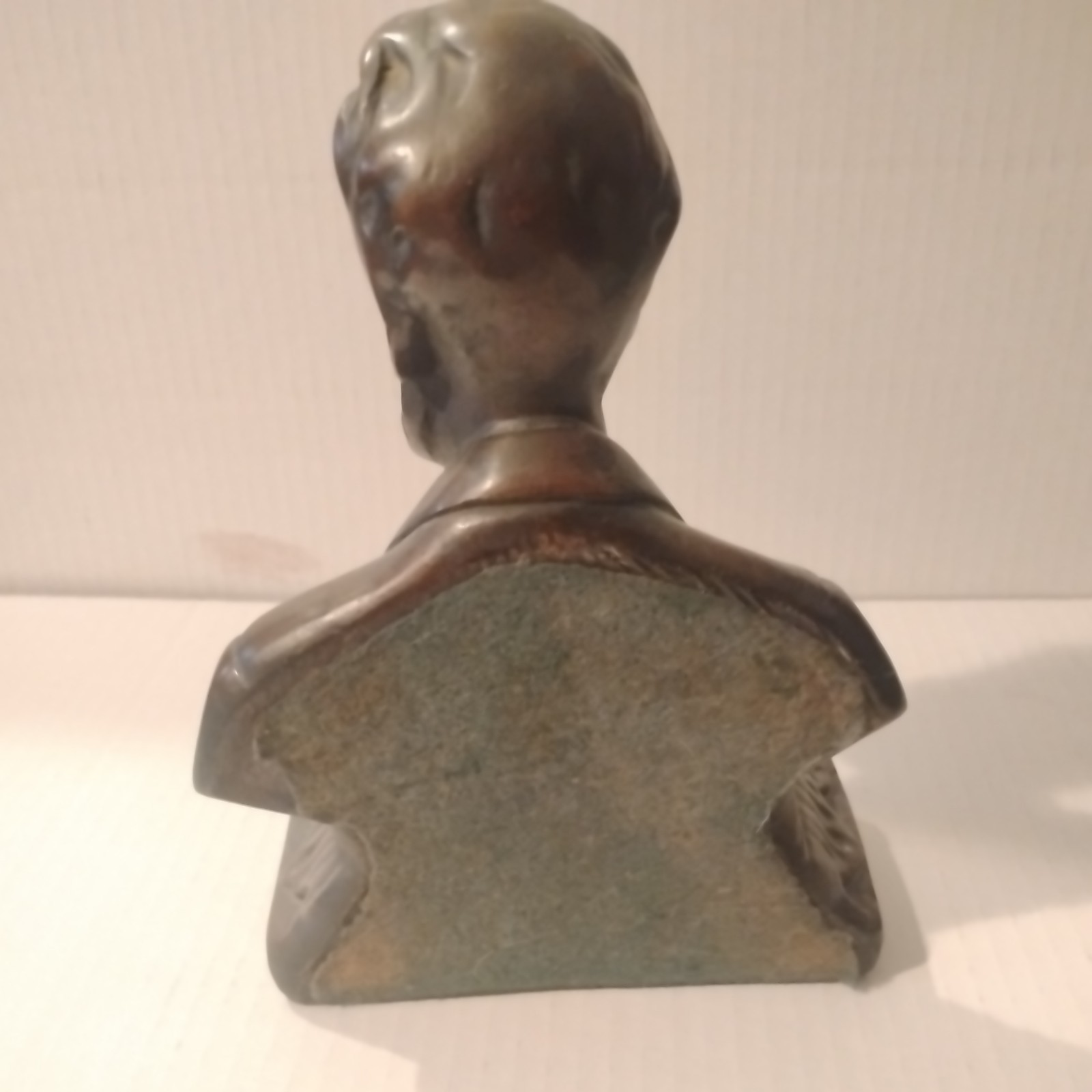 BRONZE LINCOLN BOOKEND