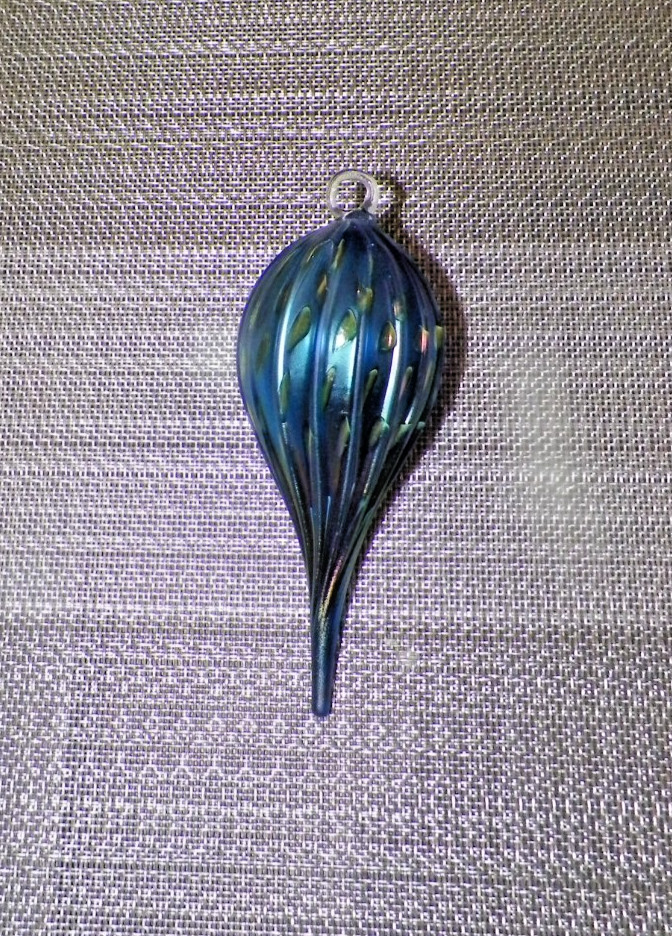 VINTAGE 1991 CORREIA ART GLASS ORNANAMENT BLUE WITH GOLD SIGNED