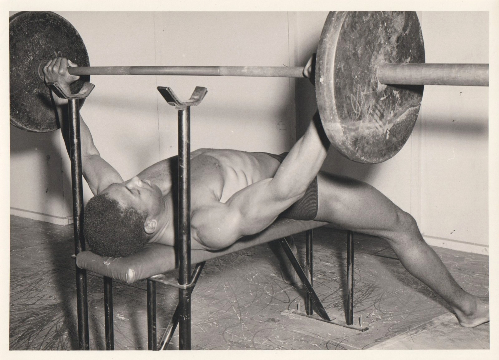 Gay Interest – Vintage Male Physique Photos BRUCE OF LOS ANGELES 5 x 7″