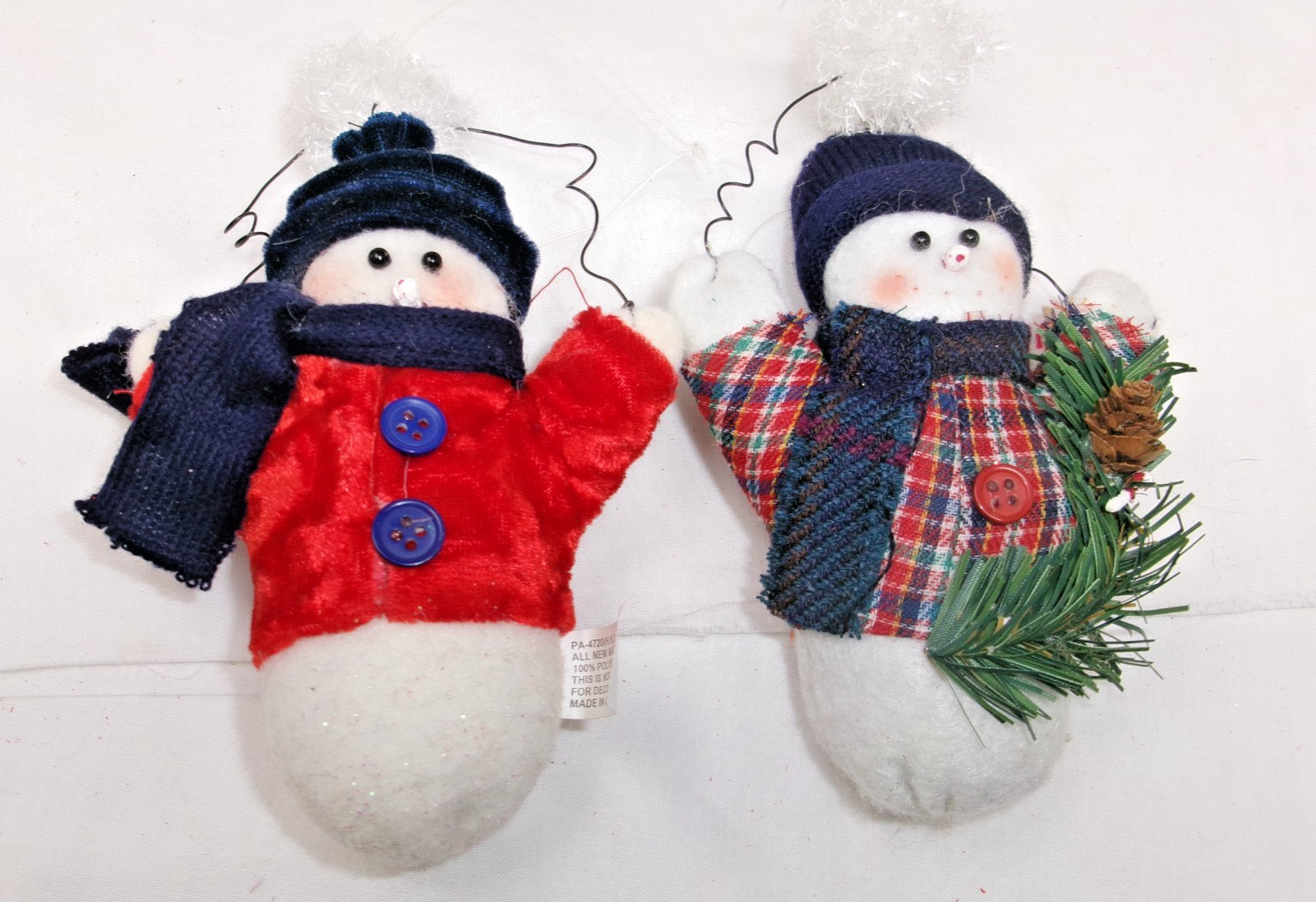 2 Plush Snowman 6″ Christmas Ornaments