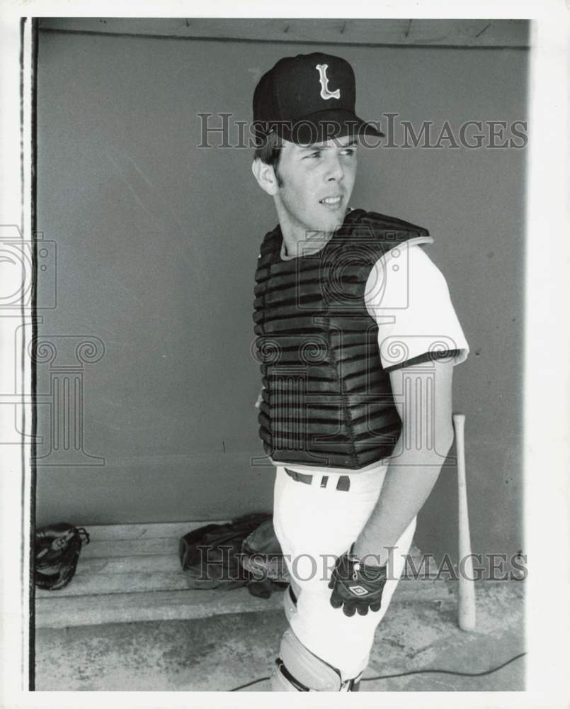 1970 Press Photo Louisville Colonels Reserve Catcher Joe Cernich, Injured