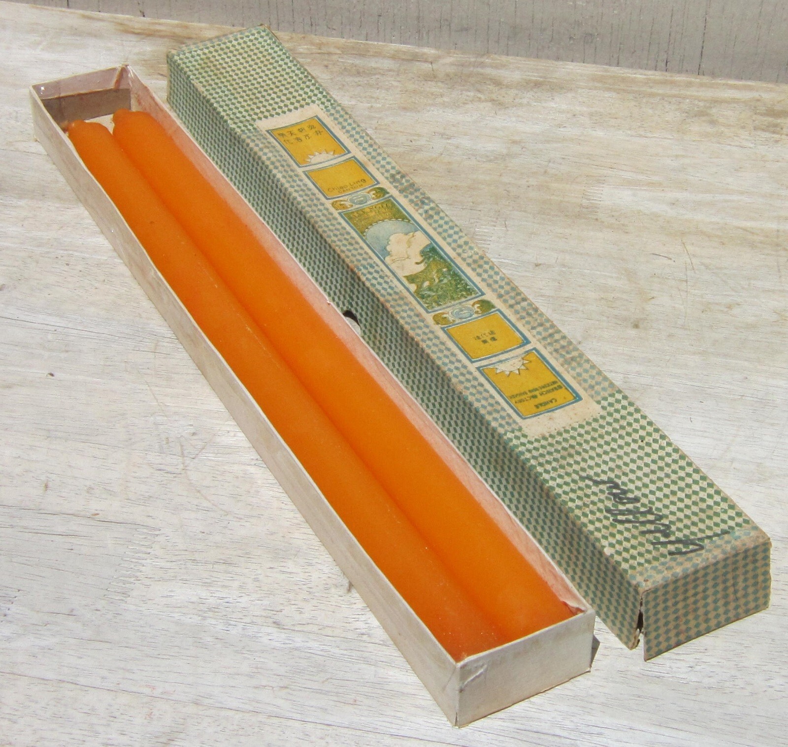 PAIR Vtg 1930s LARGE 20″ Taper/Pillar CANDLES w/BOX 1.25″ dia ORANGE Lee Ngee