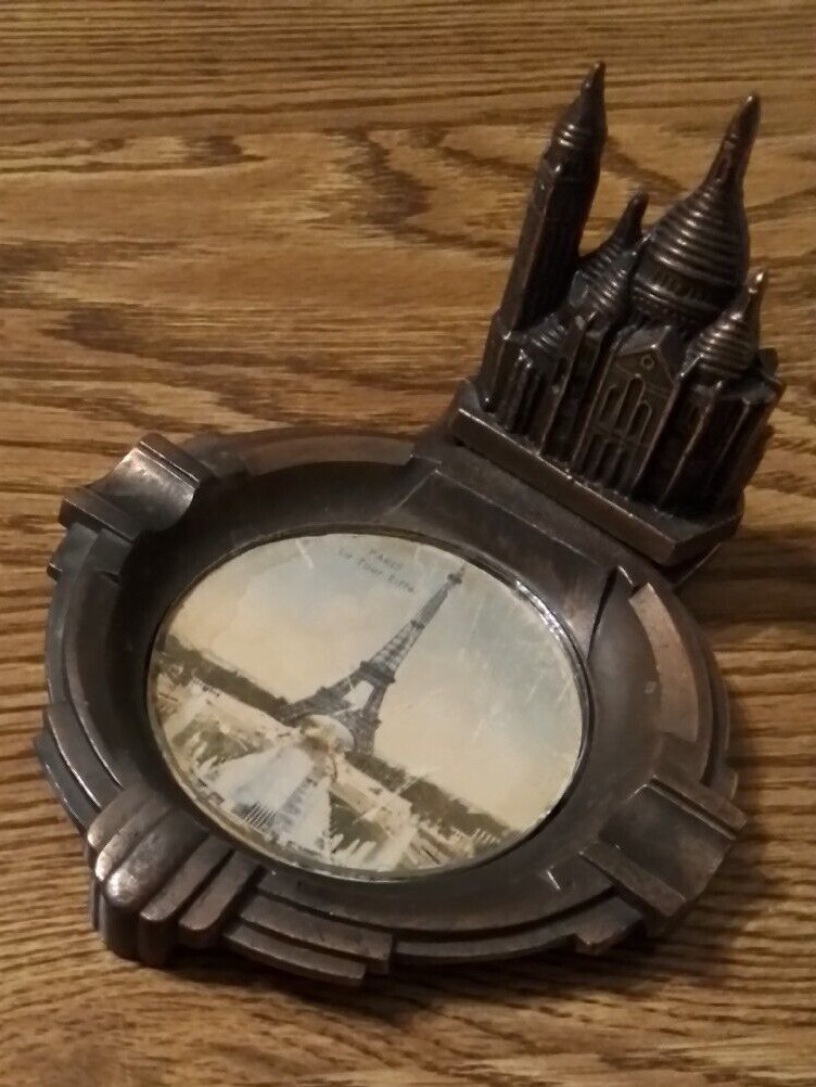 Vintage Art Deco Ashtray Souvenir Paris France Montmarte Eiffel Tower