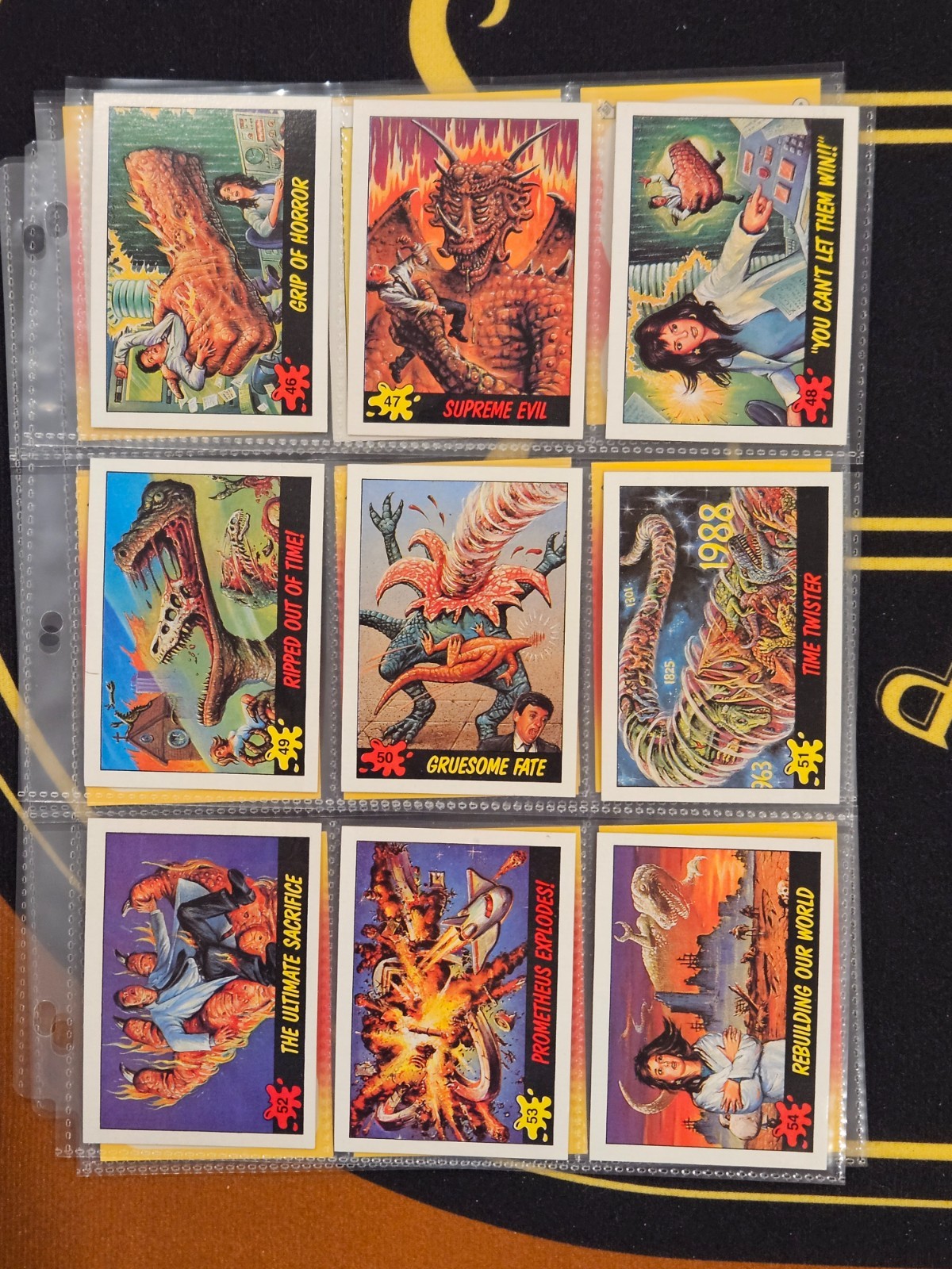 Dinosaurs Attack 1988 Topps Complete Set – 55 Cards & 11 Stickers