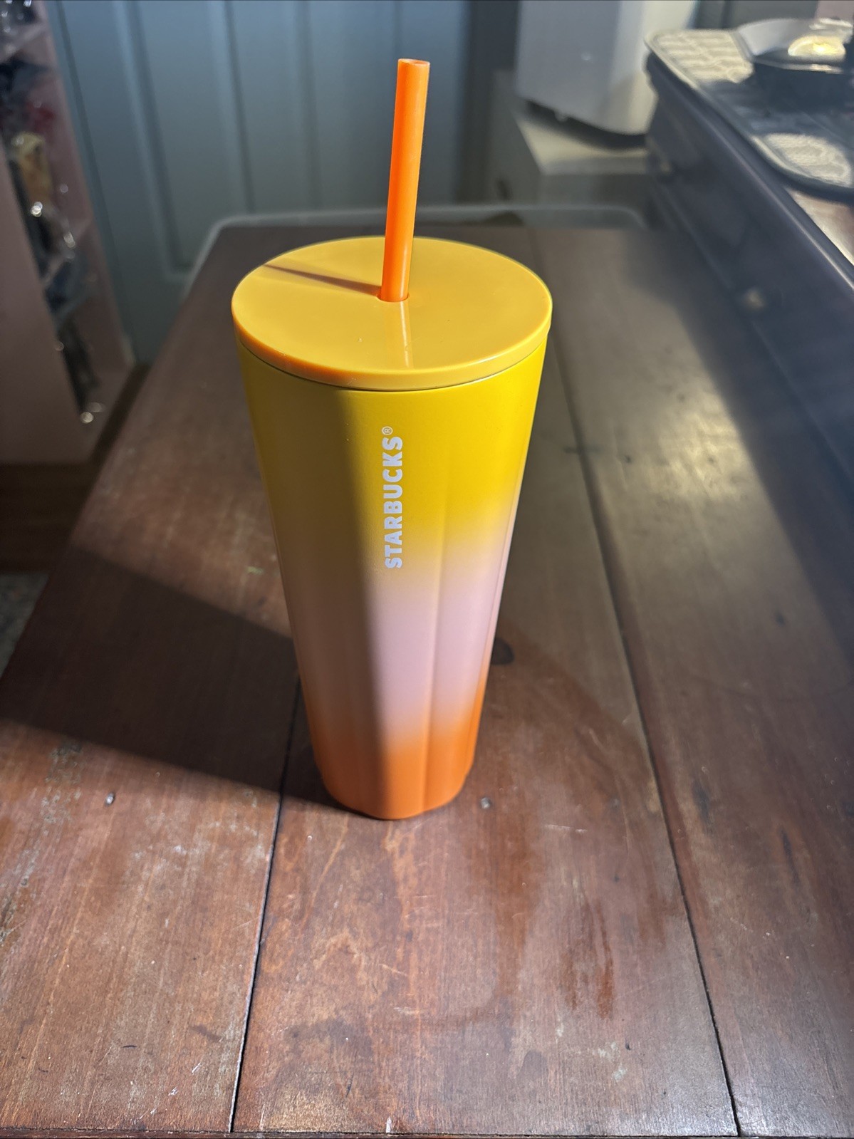 Starbucks Summer 2022 Pink Orange Ombré Stainless Steel 24 Oz. Tumbler (NEW)