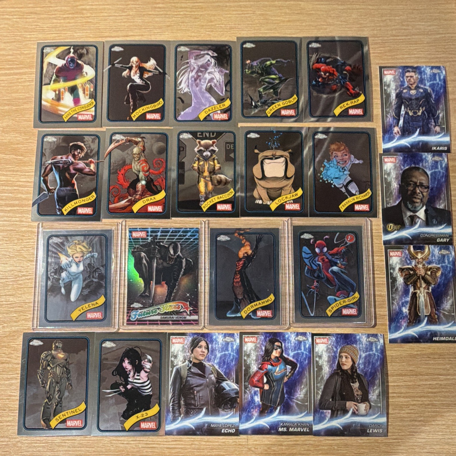 Topps 2025 Marvel Topps Chrome 22-Card Lot #8. See Pictures for Details!!