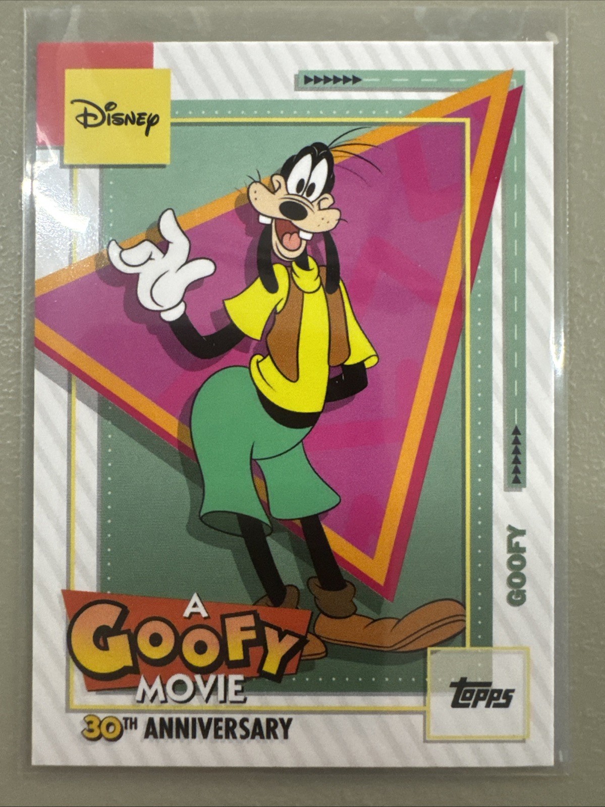 Disney Topps Neon A Goofy Movie 30th Anniversary Goofy AGM-1
