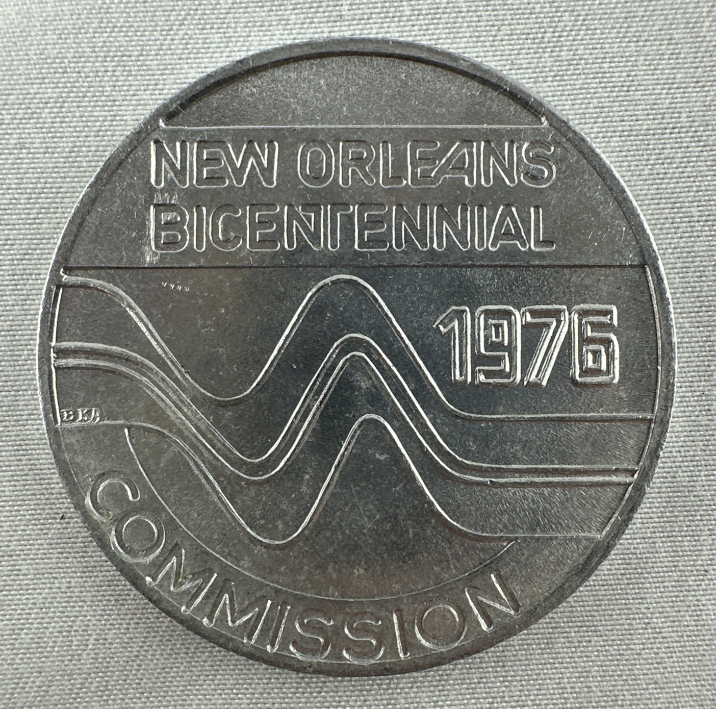 MARDI GRAS NEW ORLEANS SALUTES AMERICA BICENTENNIAL 1976 COMMISSION Doubloon