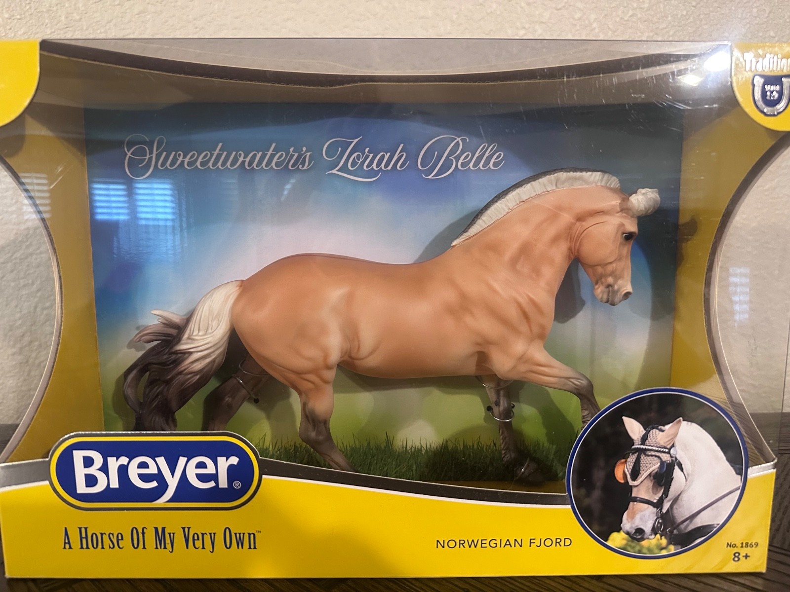 NIB Breyer Traditional Sweetwater’s Zorah Belle #1869