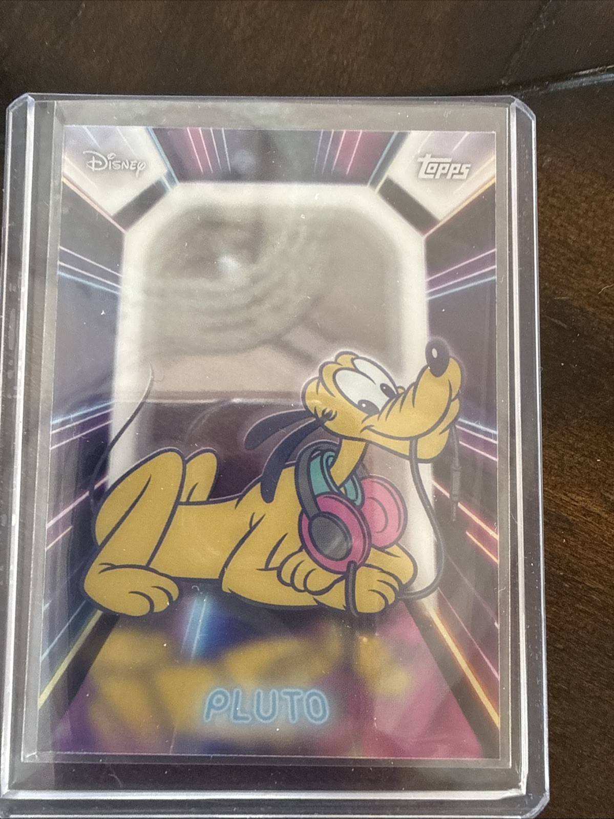 2026 Topps Disney Neon Pluto Neon Insert