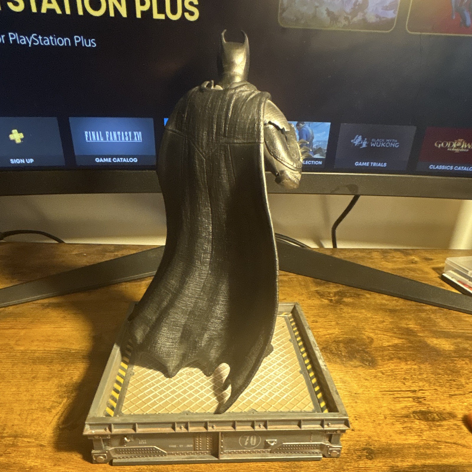 DC Injustice 2 Collectors Edition Batman Statue