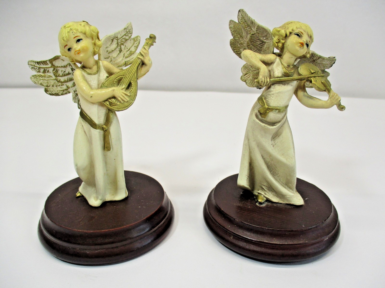 (2) Vtg ENESCO Angels Playing Musical Instruments Play Music Need Batteries