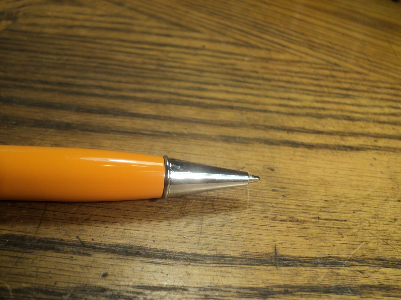 Vintage Flopens Floaty Ballpoint Pen Construction Collection Dump Truck 5-3/4″