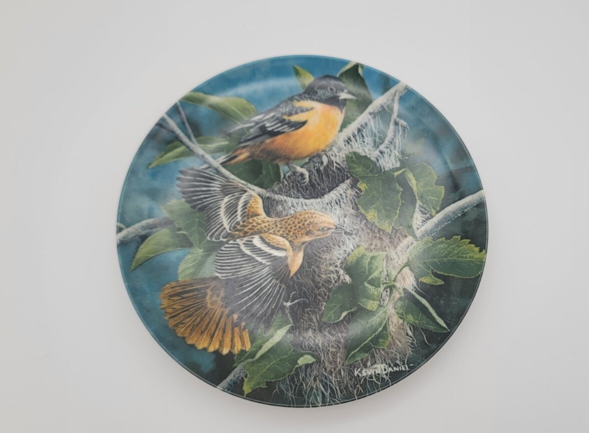 “The Baltimore Oriole” Plate – Edwin M Knowles Birds of Your Garden Collection