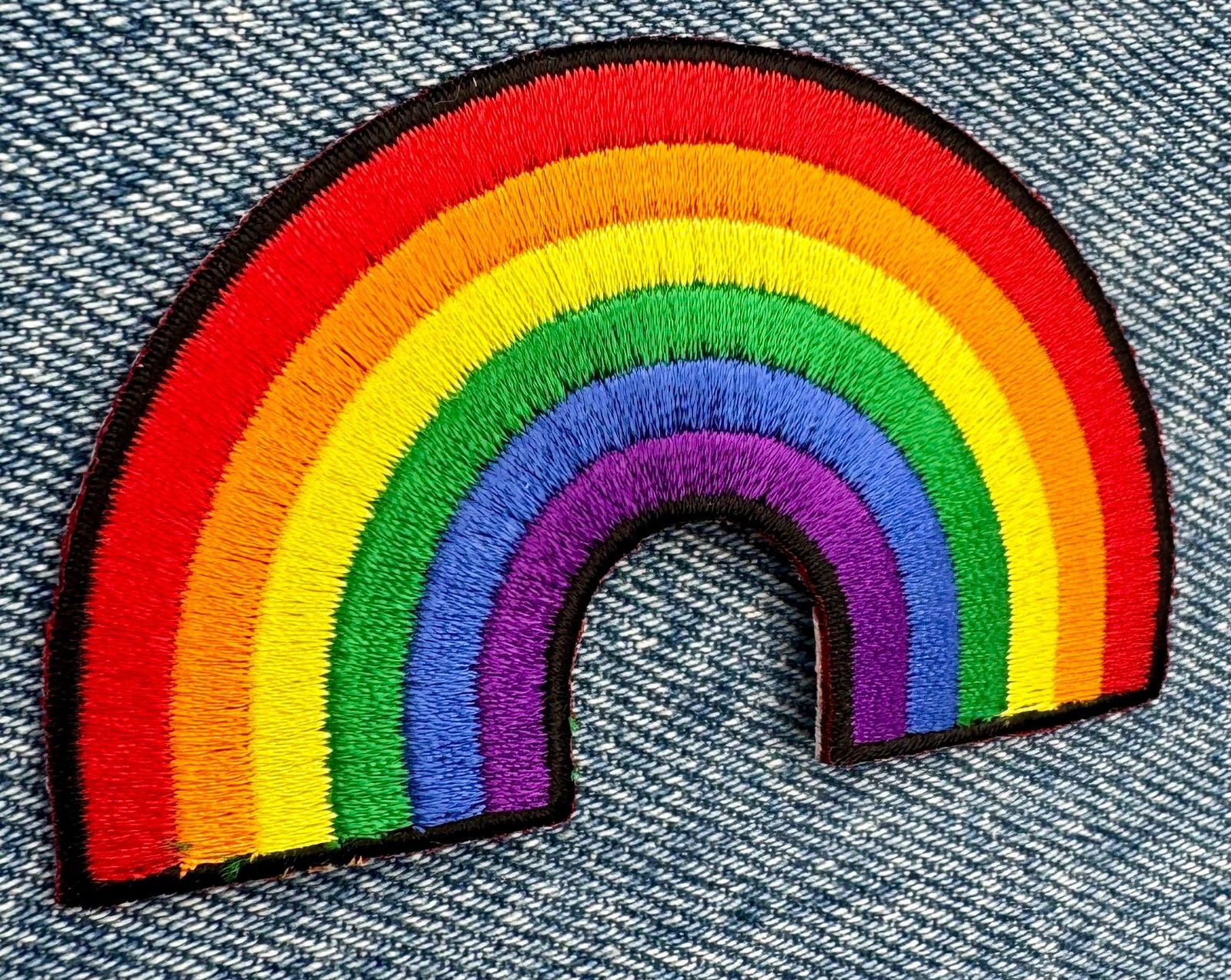 RAINBOW IRON-ON PATCH embroidered COLORFUL LGBTQ+ GAY PRIDE RIGHTS CRAFTS EMBLEM
