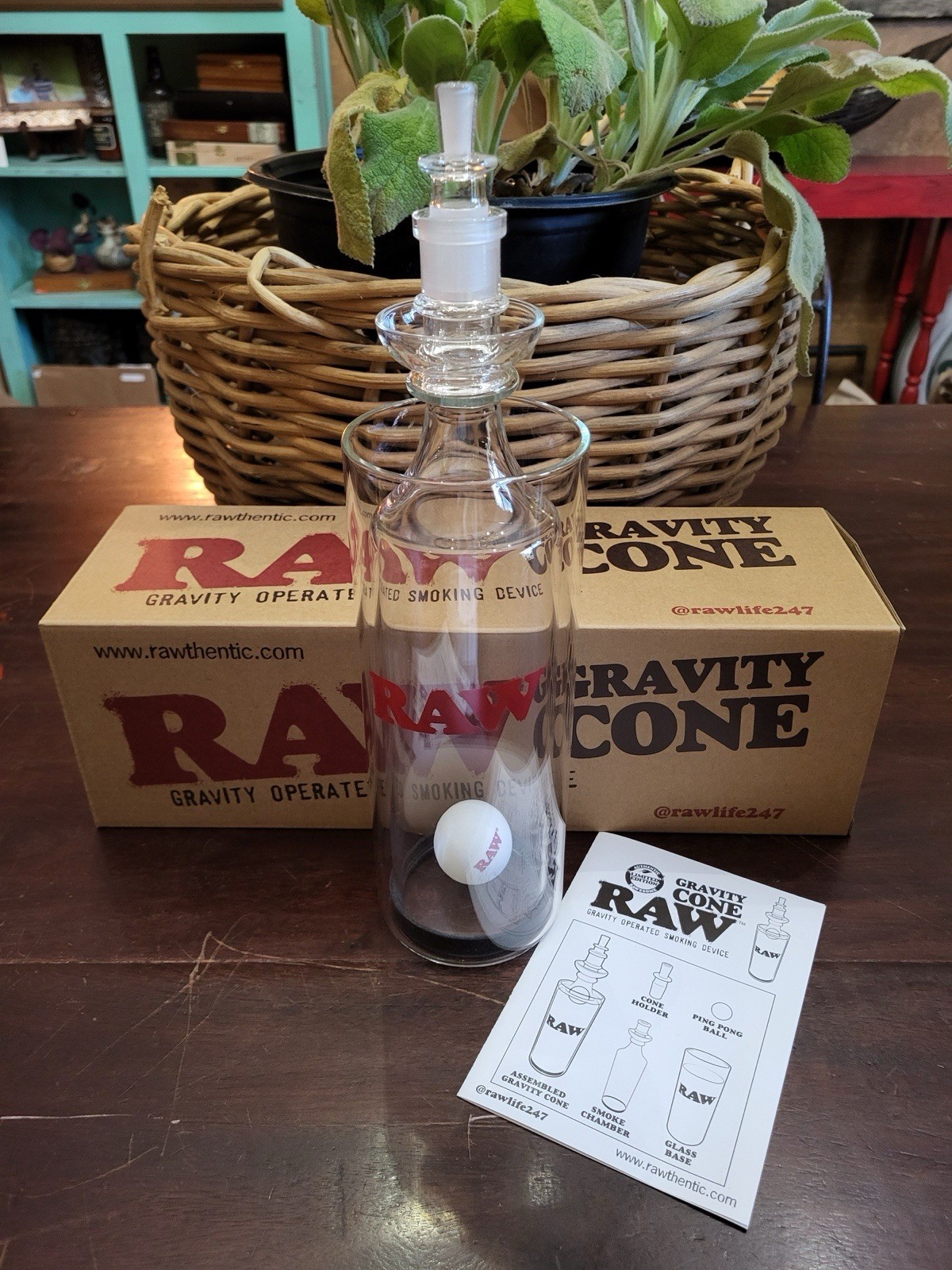 RAW Rolling Papers Glass Gravity Cone W/Extendo Lighter.NIB. FAST FREE SHIPPING!
