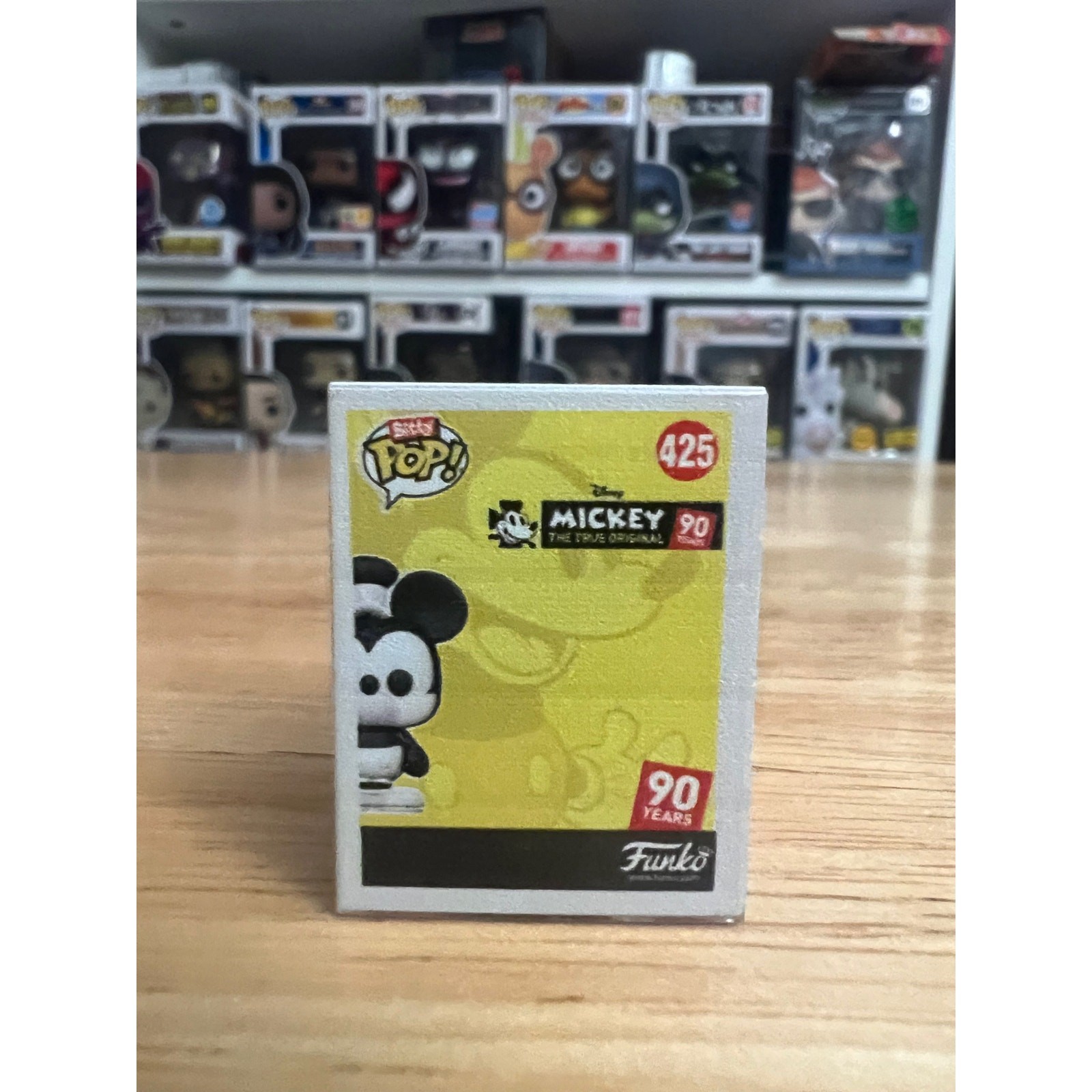 HYPER RARE CHASE BITTY Steamboat Willie Mickey Mouse Funko Pop #425 Walt Disney