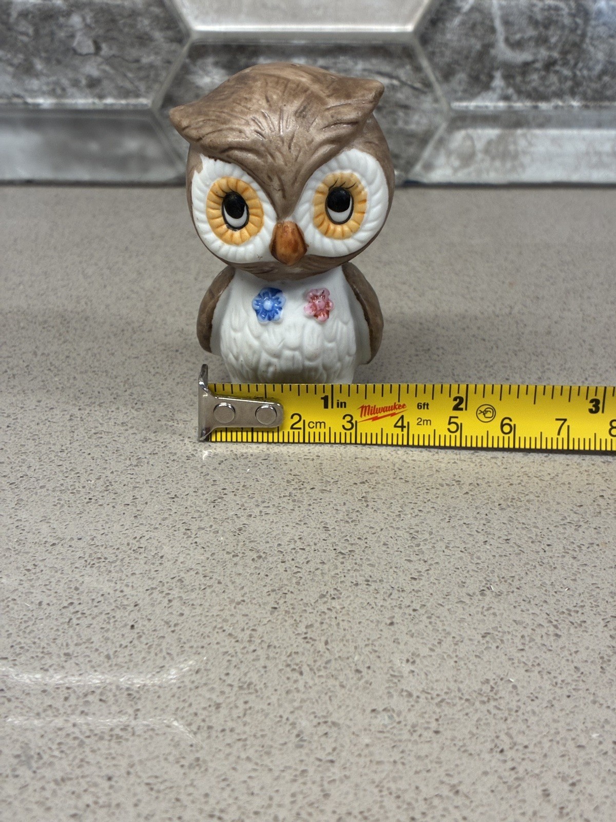 Vtg Big Eyed Anthropomorphic Ceramic Kitsch Owls Salt Pepper Shaker Set Korea