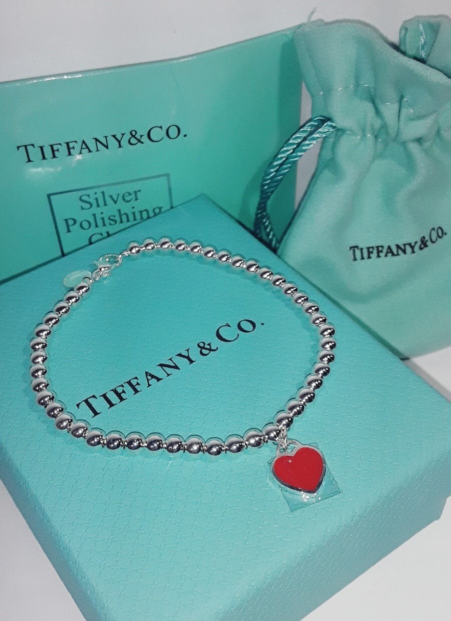 Return to Tiffany & Co Red Enamel Mini Heart Tag 4mm Bead 7″ Bracelet 925