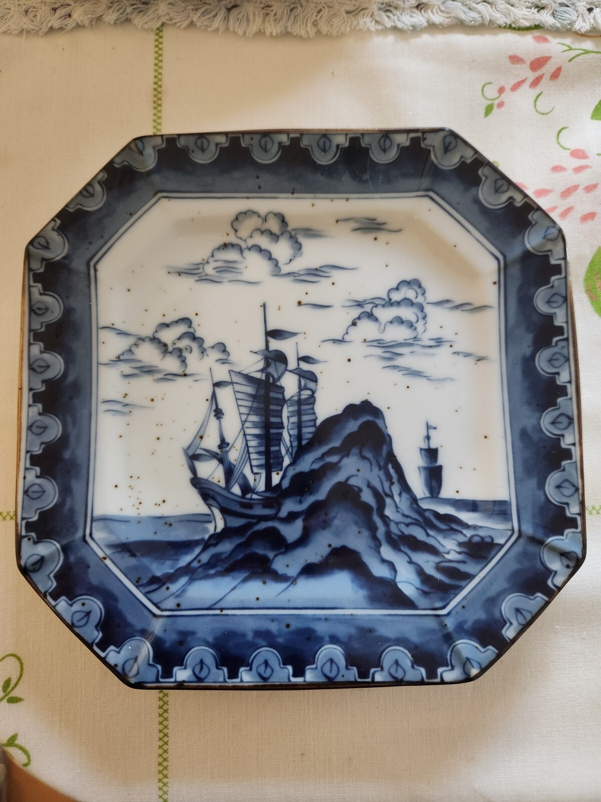 Vintage Andrea By Sadek Cobalt Blue & White 7.50″ made in Japan Dish