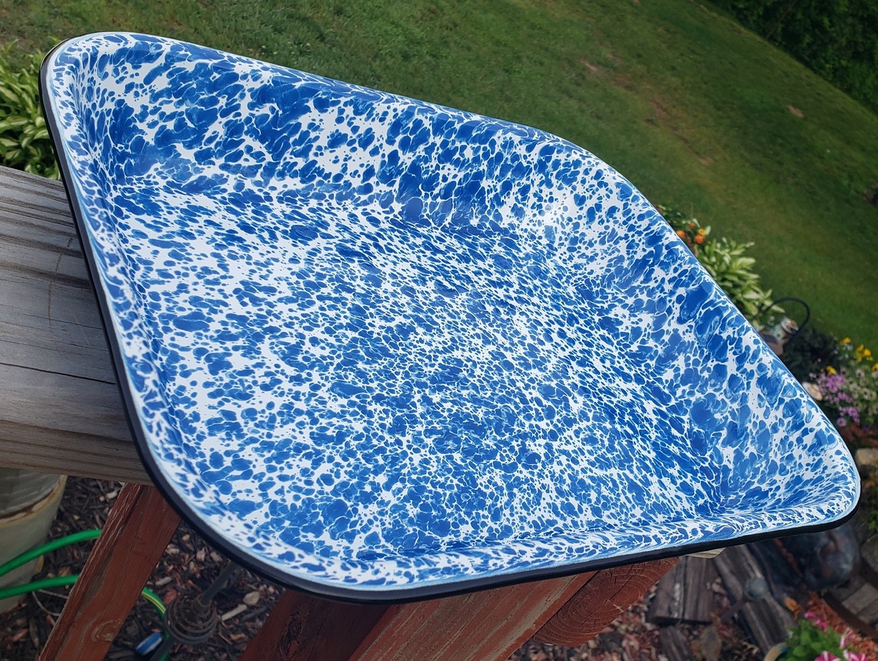 Blue White Splatter Speckle Enamel Enamelware Casserole Baking Pan Dish Swirl